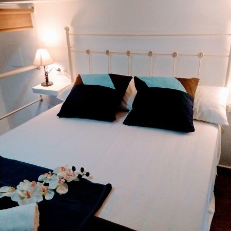 Wish Suite Barrio De Leon En Triana Sevilha Exterior foto