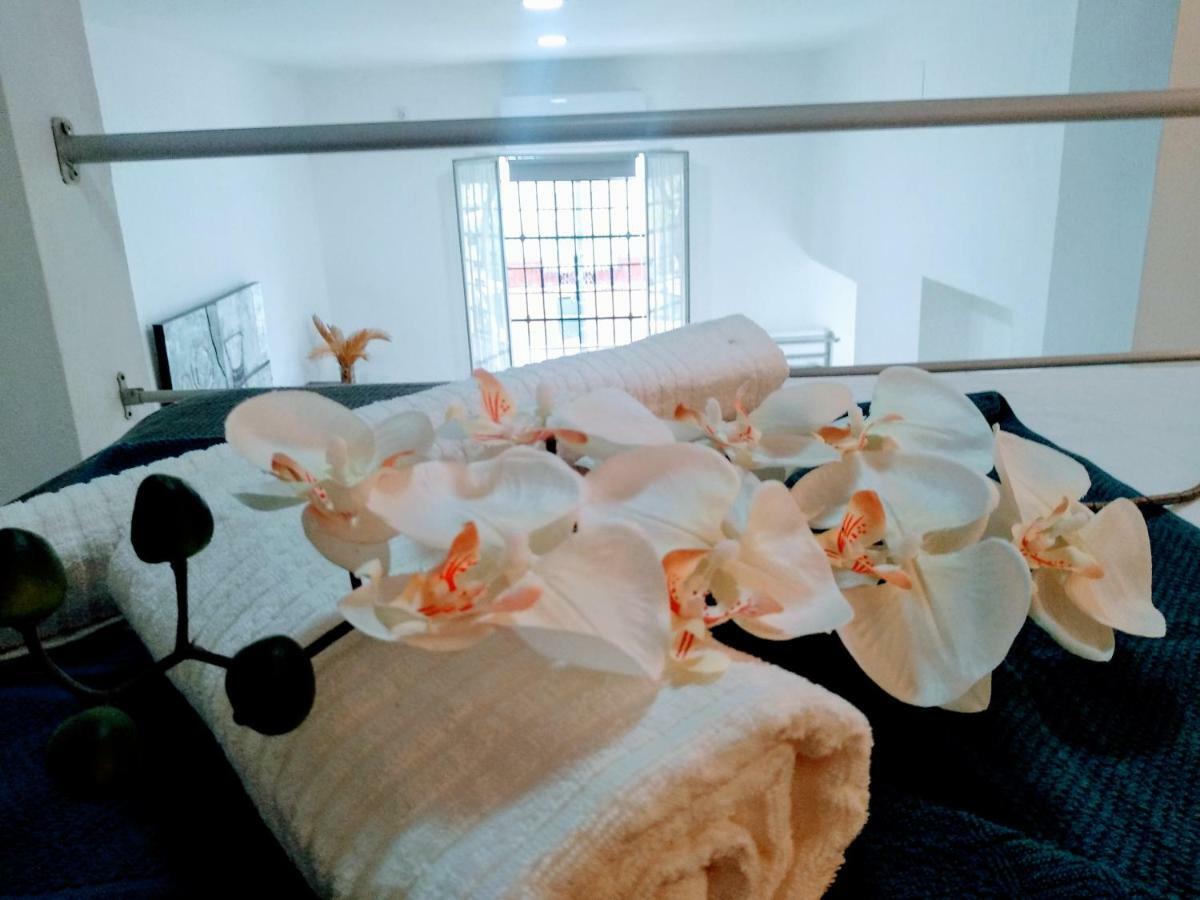 Wish Suite Barrio De Leon En Triana Sevilha Exterior foto